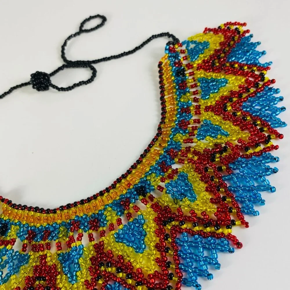 Gorgeous Vintage hand beaded glass seed bead Native American collar necklace
